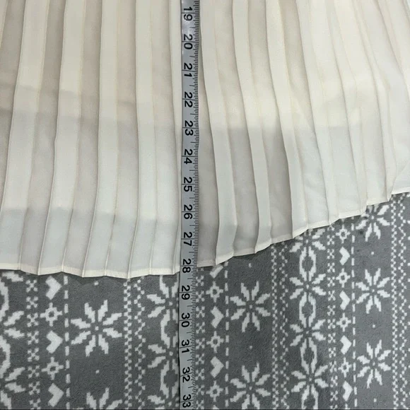 Express Pleated Off The Shoulder Mini Dress In Swan Size XS - Picture 9 of 14